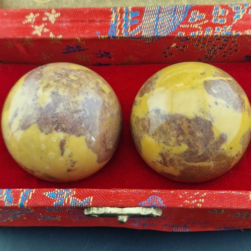 Vtg pair iron chinese - vtg, of